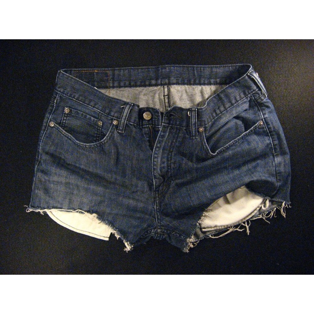 LEVIS 559 Womans CUTOFF JEAN SHORTS Cut Off W 34 MEASURED Red Tab High Waist Rel